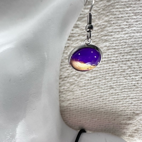 Elegant Purple and Gold Swirl Jewelry Set Handmade Acrylic pour Art Signed 4176 - Picture 14 of 15